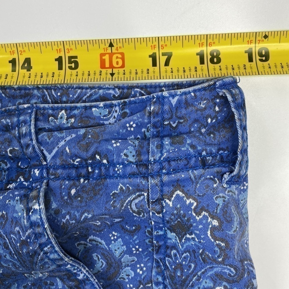 American Eagle Blue Paisley Stretch Shortie Shorts Size 14 - Picture 5 of 7